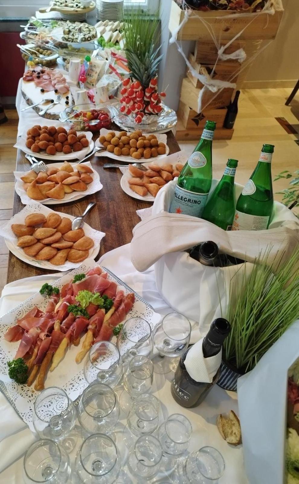 Auberge La Veranda Hesperange Bagian luar foto